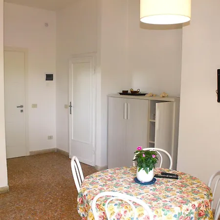 Delle Nazioni Aparthotel Principina a Mare