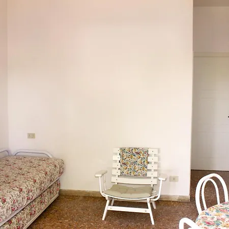 Delle Nazioni Principina a Mare