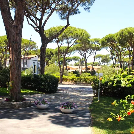 Delle Nazioni Aparthotel Principina a Mare
