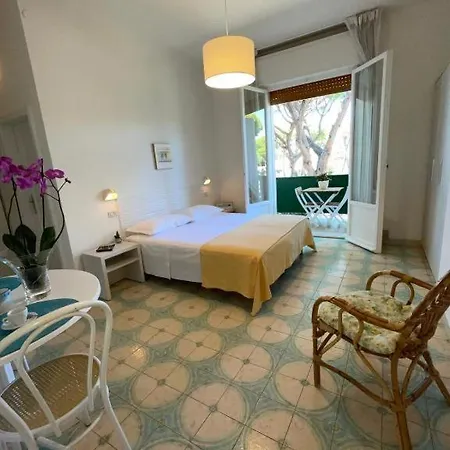 Aparthotel Delle Nazioni Principina a Mare